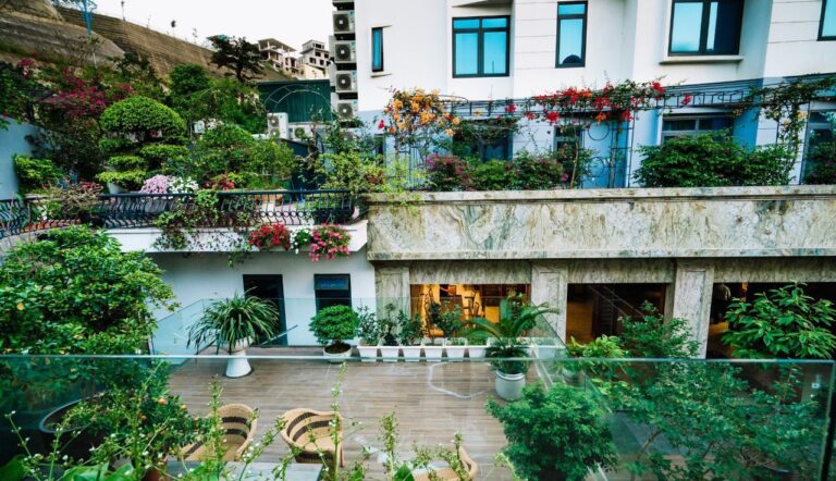 Khách Sạn Lake Hills Hạ Long – Update giá phòng 2023